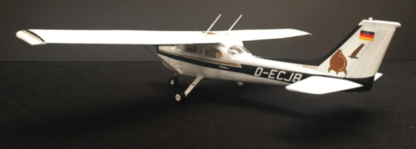 Cessna 172 Skyhawk Done 003