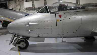Gloster Meteor F.8 Hendon 011